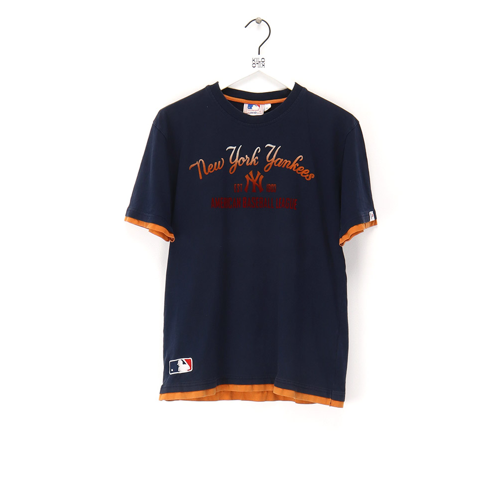 Retro yankees hot sale t shirts