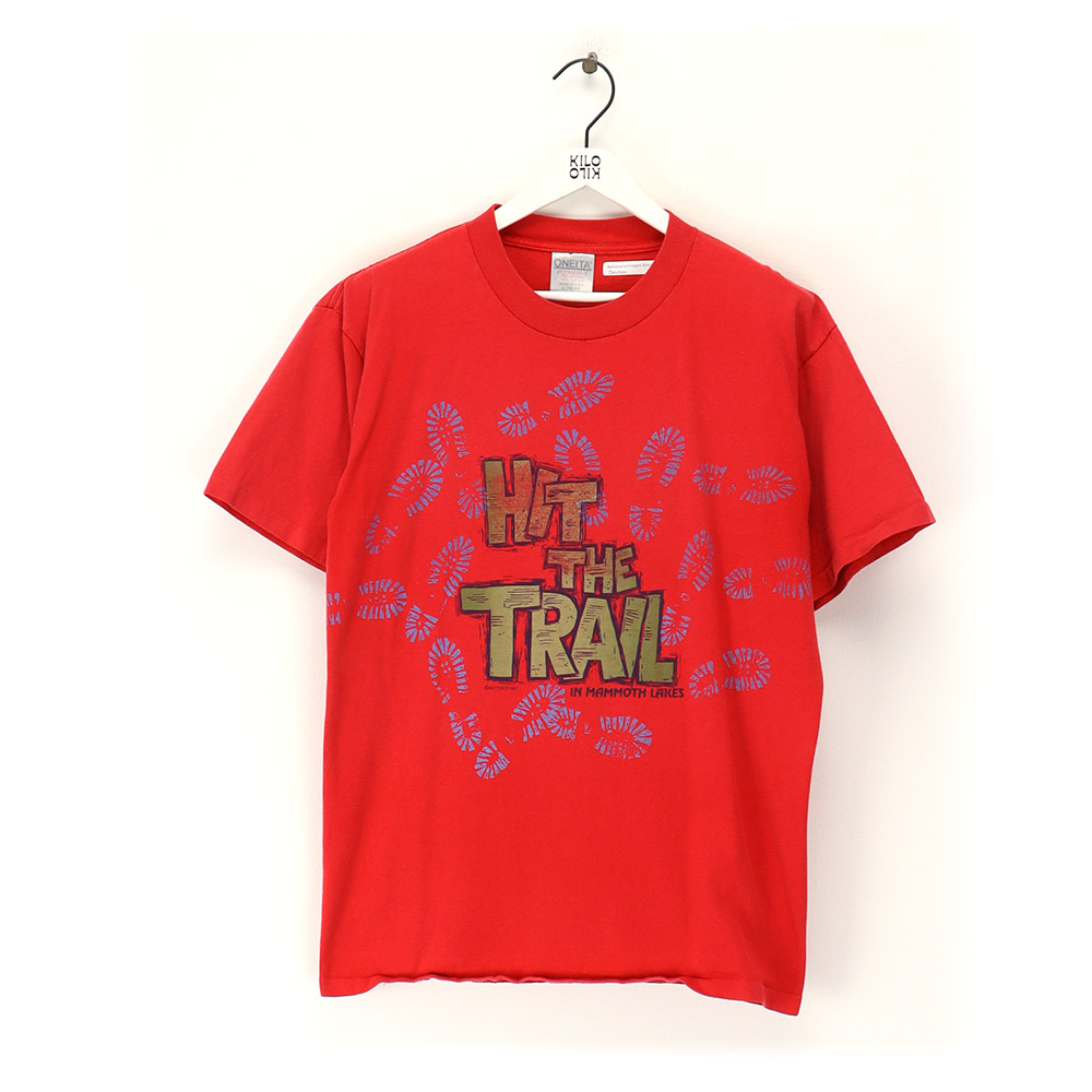 Hit The Trail 90s T shirt